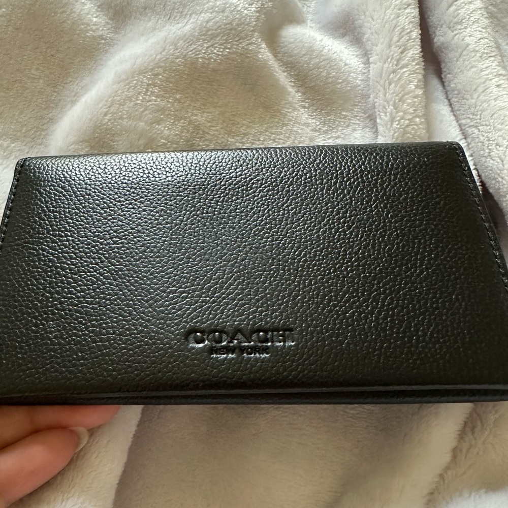 Men’s Coach Black Pebbled Leather Wallet